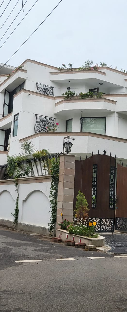 6+ BHK + Study Room Builder Floor For Rent in South Extension Part Ll 