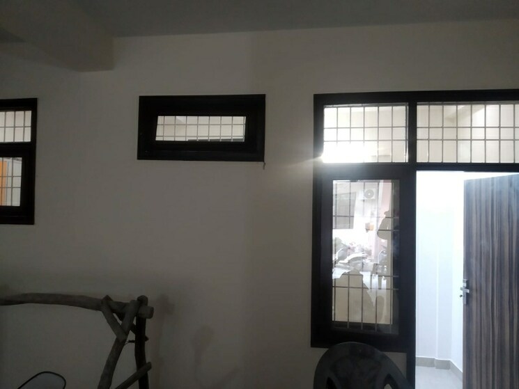 Room, onyx-plaza 1 RK 400 Sq.Ft. Builder Floor In Vasundhara Sector 3 Ghaziabad 8957311