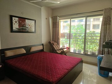 Bedroom in 2 BHK Apartment at Lodha Aqua, Mira Road – for Rent