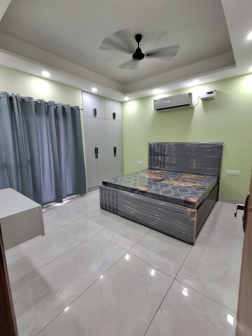 Bedroom in 5 BHK Builder Floor at Ansal Sushant Lok I, Sector 43 – for Rent