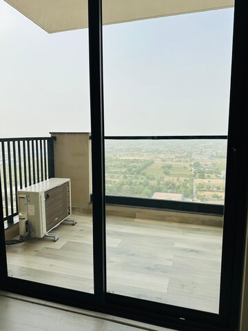 Staircase in 3 BHK Builder Floor at Hamlin Apartment, Sector 43 – for Rent