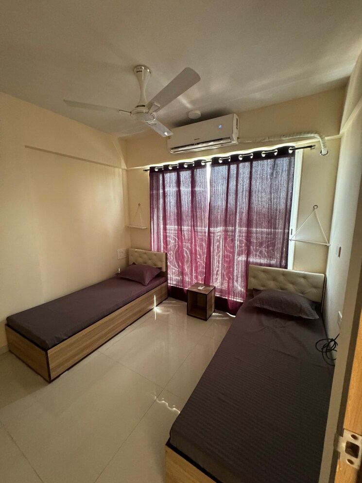 Bedroom, thane east 2 Bedroom 562 Sq.Ft. Apartment In Thane East Thane 8957339