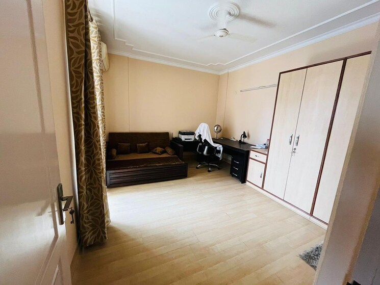 Bedroom, ansal-sushant-apartments 3 Bedroom 1420 Sq.Ft. Builder Floor In Sushant Lok I Gurgaon 8957333