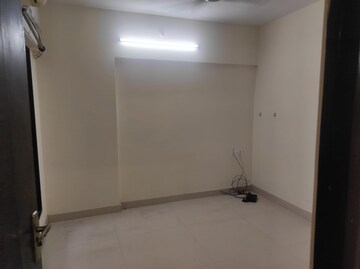 Room in 2 BHK Apartment at Jeevansheela CHS, Bandra East – for Rent