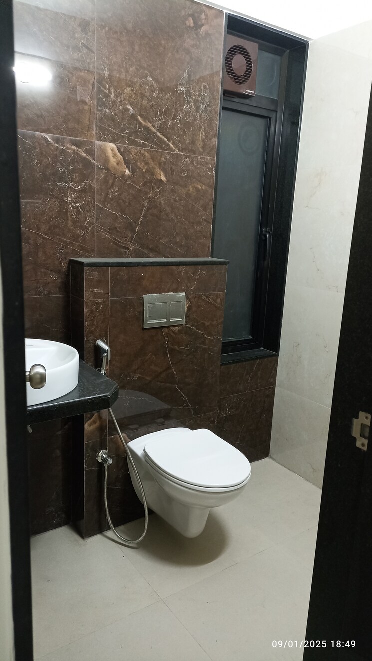 Bathroom, micl-aaradhya-highpark 2 Bedroom 630 Sq.Ft. Apartment In Mira Road Thane 8957353