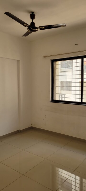 Room in 1 BHK Apartment at Kolte Patil Umang Premiere, Wagholi – for Rent