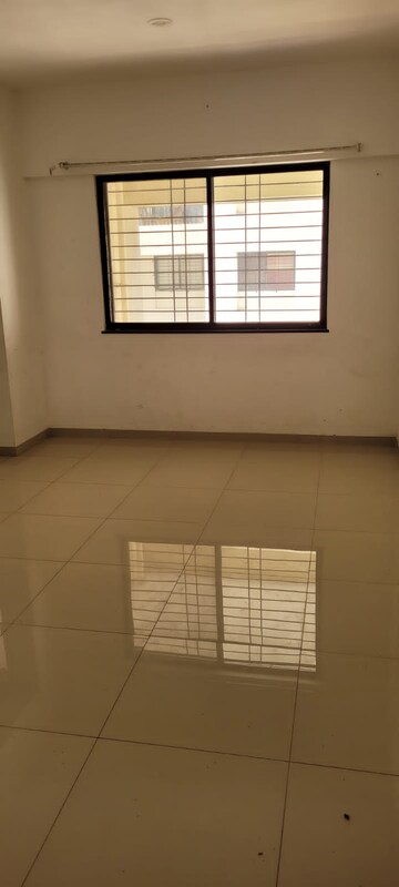 Room in 1 BHK Apartment at Kolte Patil Umang Premiere, Wagholi – for Rent