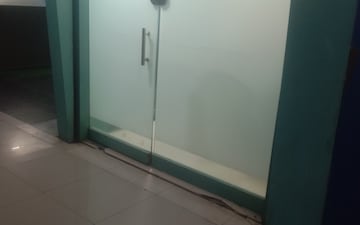 Office Space For Rent in Om Heera Panna Mall, Andheri West