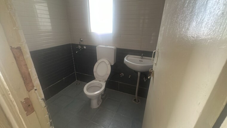 Bathroom, rof-ananda 2.5 Bedroom 745 Sq.Ft. Apartment In Sector 95 Gurgaon 8957372