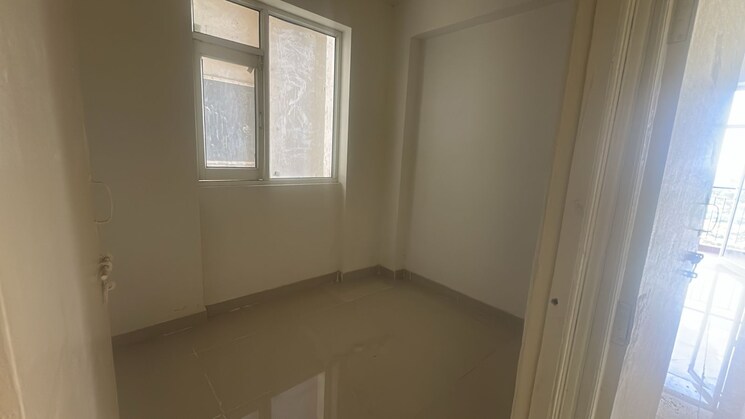 Room, rof-ananda 2.5 Bedroom 745 Sq.Ft. Apartment In Sector 95 Gurgaon 8957372