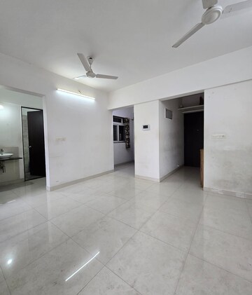 Room in 1 BHK Apartment at Saniket Sunwinds, Bavdhan – for Rent