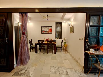 Bedroom in 3 BHK Builder Floor at Chittaranjan Park – for Rent