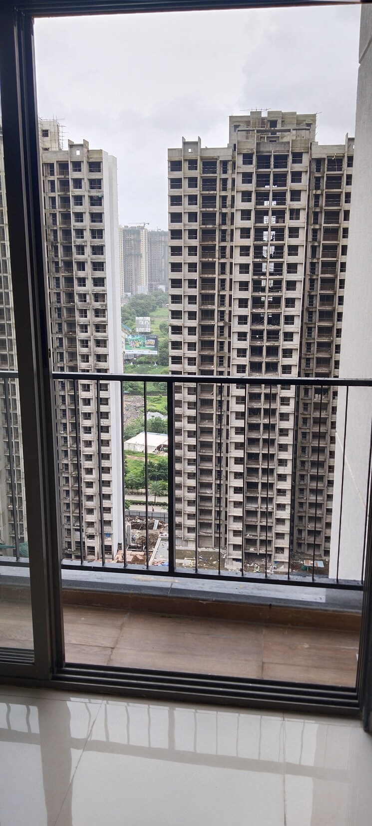 Balcony, runwal-my-city-phase-ii-cluster-05 1 Bedroom 409 Sq.Ft. Apartment In Dombivli East Thane 8957406