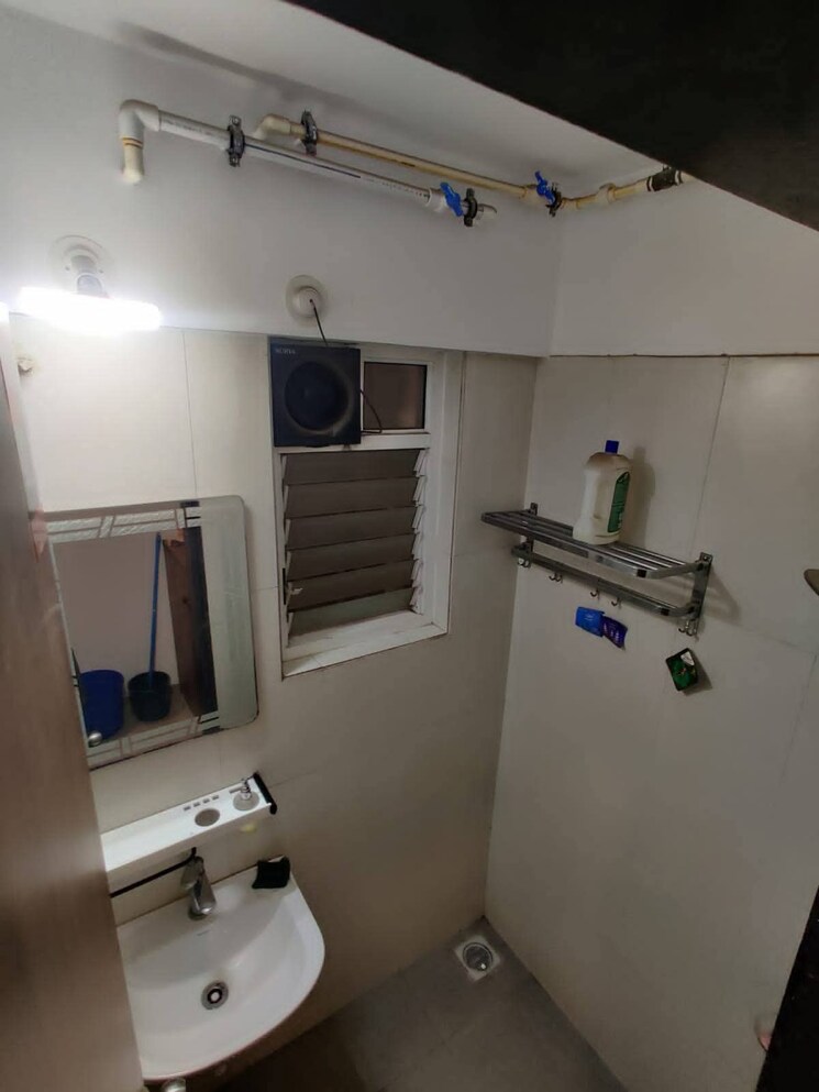 Bathroom, puraniks-abitante-fiore 2 Bedroom 908 Sq.Ft. Apartment In Bavdhan Pune 8957401