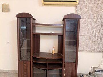 Furnished Amenities in 3 BHK Builder Floor at Gulmohar Park – for Rent