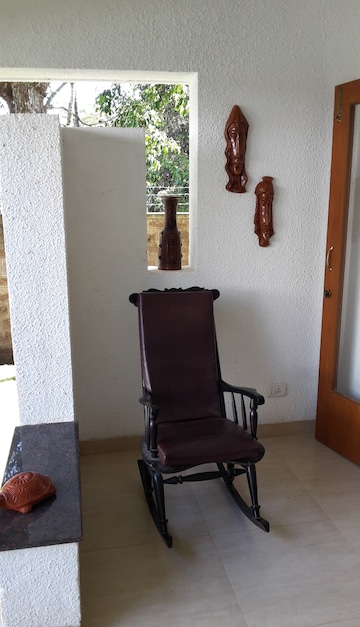 Furnished Amenities in 1 BHK Apartment at Siolim – for Rent