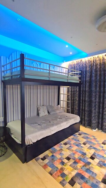 Bedroom in 3 BHK Apartment at Oberoi Realty Esquire, Goregaon East – for Rent