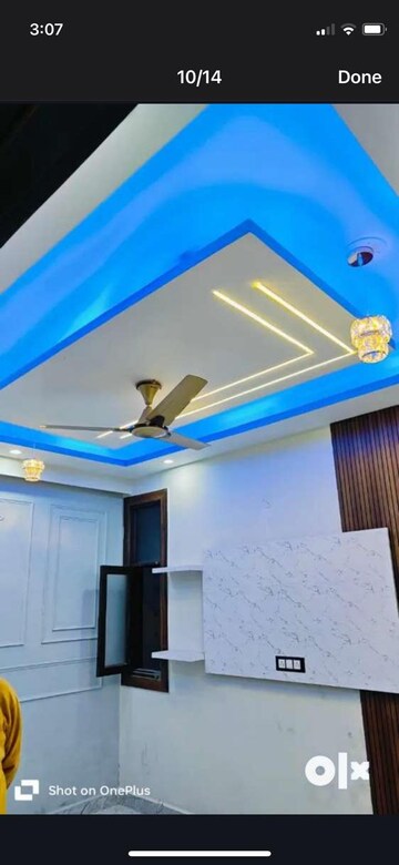 Bedroom in 2 BHK Builder Floor at Arjan Garh – for Sale
