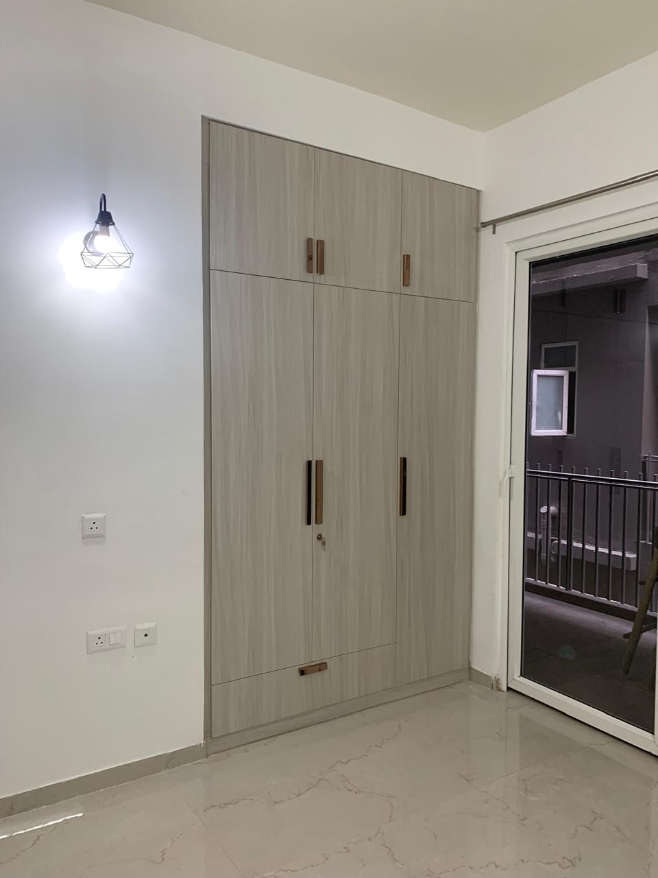 2 BHK + Extra Room Apartment For Sale in M3M Skywalk