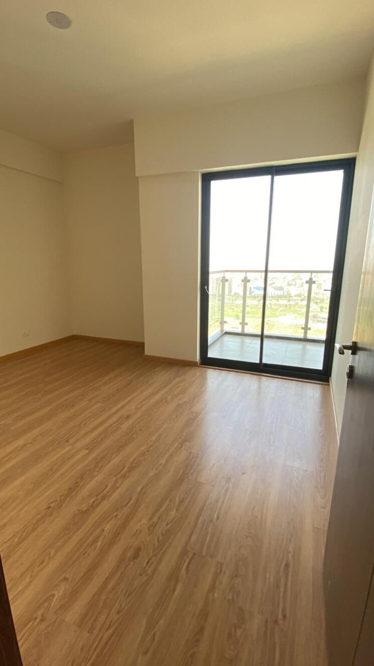 Room, m3m-skywalk 3 Bedroom 2018 Sq.Ft. Apartment In Sector 74 Gurgaon 8957462