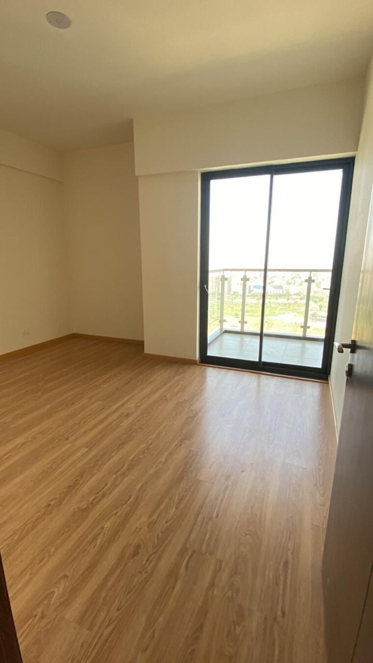 Room, m3m-skywalk 3 Bedroom 2018 Sq.Ft. Apartment In Sector 74 Gurgaon 8957462