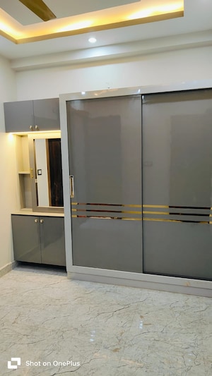 Room in 2 BHK Builder Floor at Aya Nagar – for Sale