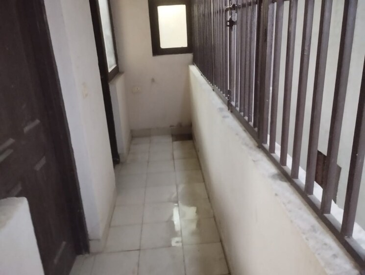 Balcony, amrapali-kingswood 2 Bedroom 835 Sq.Ft. Apartment In Sector 4 Greater Noida Greater Noida 8954704