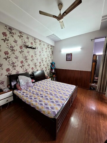Bedroom in 2.5 BHK Apartment at Ajnara Le Garden, Sector 16b Greater Noida – for Sale