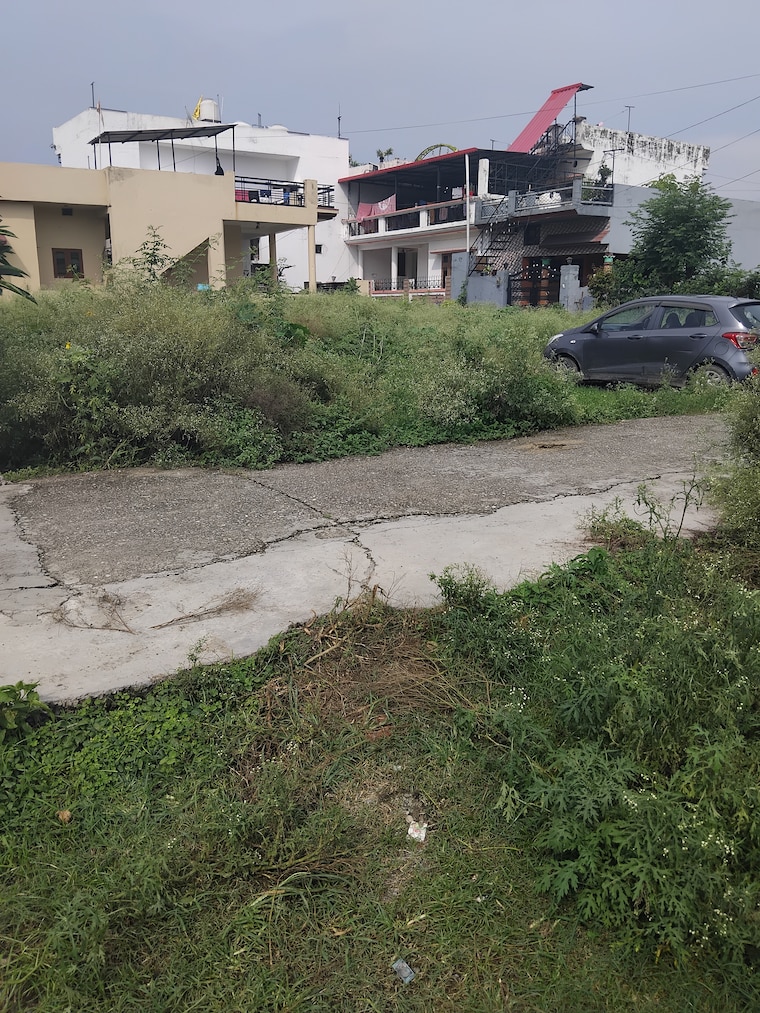 Garden, shyampur  180 Sq.Yd. Plot In Shyampur Dehradun 8957502