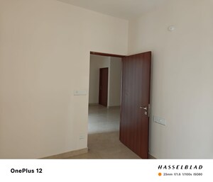 Room in 3 BHK Apartment at Aurobindo Kohinoor, Serilingampally – for Sale