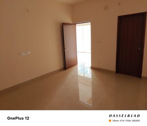 Room in 3 BHK Apartment at Aurobindo Kohinoor, Serilingampally – for Sale