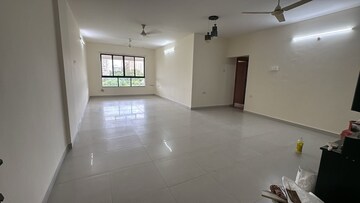 Room in 3 BHK Apartment at Kolte Maestros, Wanowrie – for Rent