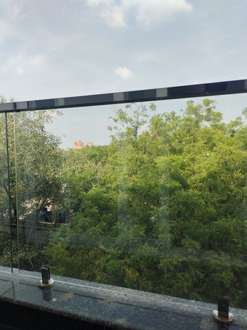 3 BHK Builder Floor – Garden View at East Of Kailash - for Rent
