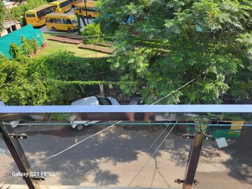 Swimming Pool in 3 BHK Independent House at Sector 67 – for Rent