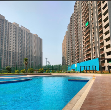 Swimming Pool in 3 BHK Apartment at Tata Eureka Park, Sector 150 – for Sale