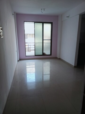 Room in 2 BHK Apartment at Lucky Atharva Apartment, Kasheli – for Rent