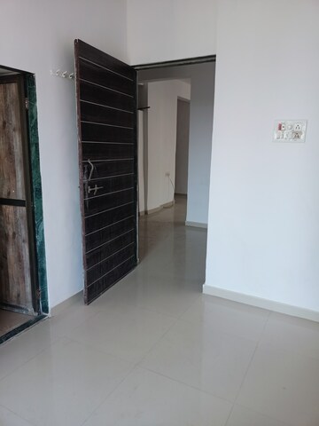 Room in 2 BHK Apartment at Lucky Atharva Apartment, Kasheli – for Rent