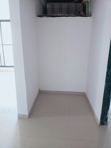 Room in 2 BHK Apartment at Lucky Atharva Apartment, Kasheli – for Rent
