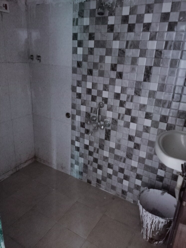 Bathroom, lucky-atharva-apartment 2 Bedroom 970 Sq.Ft. Apartment In Kasheli Thane 8957587