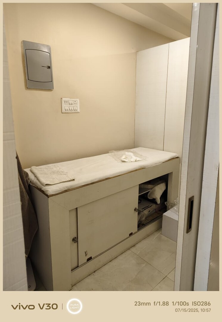 Kitchen, gomti nagar Commercial Showroom 2152 Sq.Ft. In Gomti Nagar Lucknow 8957591