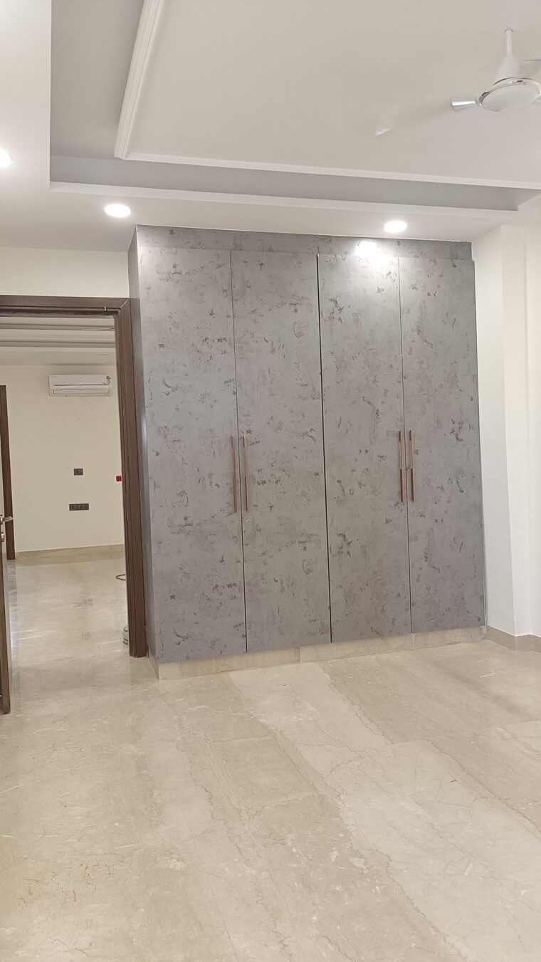 Room, new rajinder nagar 3 Bedroom 1152 Sq.Ft. Builder Floor In New Rajinder Nagar Delhi 8957585