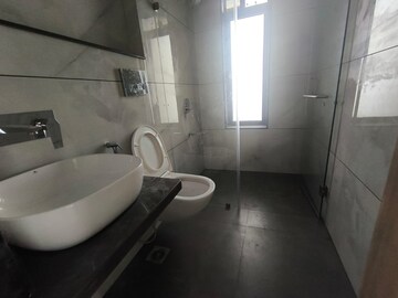 Master Bedroom in 3 BHK Apartment at Hubtown Seasons, Chembur – for Rent