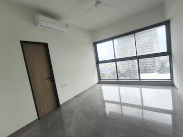 Room in 3 BHK Apartment at Hubtown Seasons, Chembur – for Rent