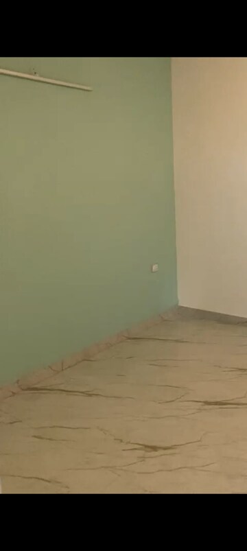 Master Bedroom in 2 BHK Independent House at Sector 46 – for Rent