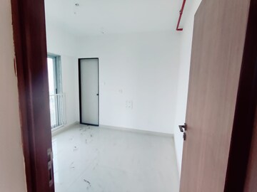 Bathroom in 1 BHK Apartment at Vaibhav Eastern Groves, Vikhroli East – for Rent