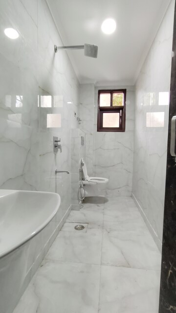 Bathroom in 1 BHK Builder Floor at Saket – for Rent