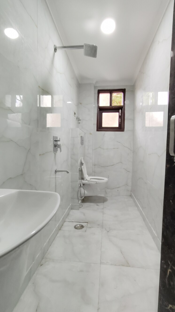 Bathroom, saket 1 Bedroom 450 Sq.Ft. Builder Floor In Saket Delhi 8957621