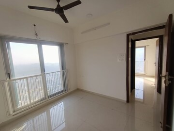 2 BHK Apartment For Rent in Mayfair The View, Vikhroli West