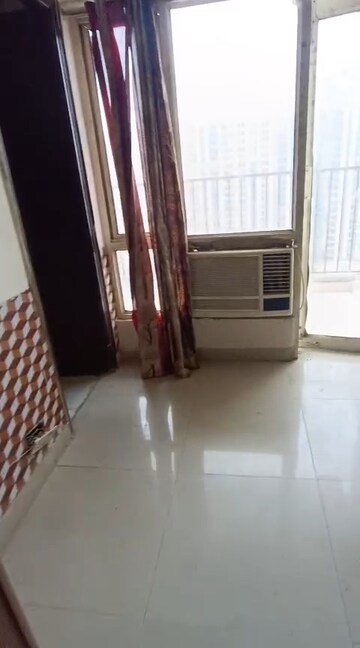 Staircase in 2.5 BHK Apartment at Panchsheel Greens II, Sector 16 Greater Noida – for Rent