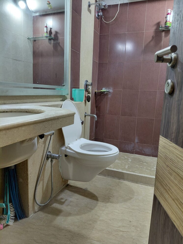 Bathroom, thane west 2 Bedroom 1050 Sq.Ft. Apartment In Thane West Thane 8957626